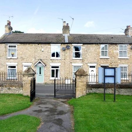 Country Cottage With Church View And Fireplace Near Leeds & York Екстериор снимка